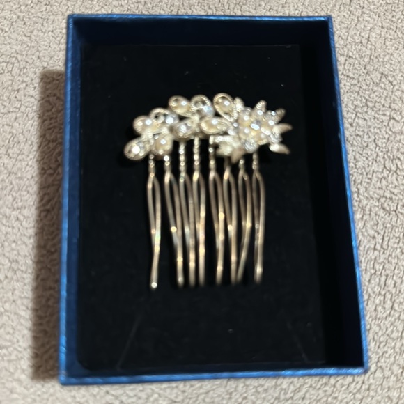 Hair Pin - Picture 2 of 2